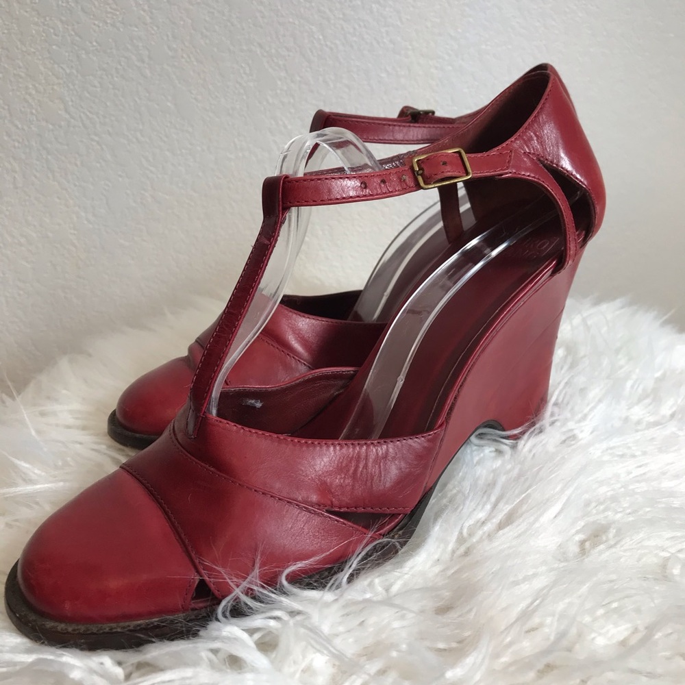 - Arturo Chiang Burgundy Leather Wedge Pump Sz 9 M